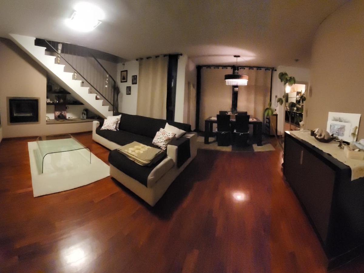 Casa Cristina Apartment ปาร์มา ภายนอก รูปภาพ