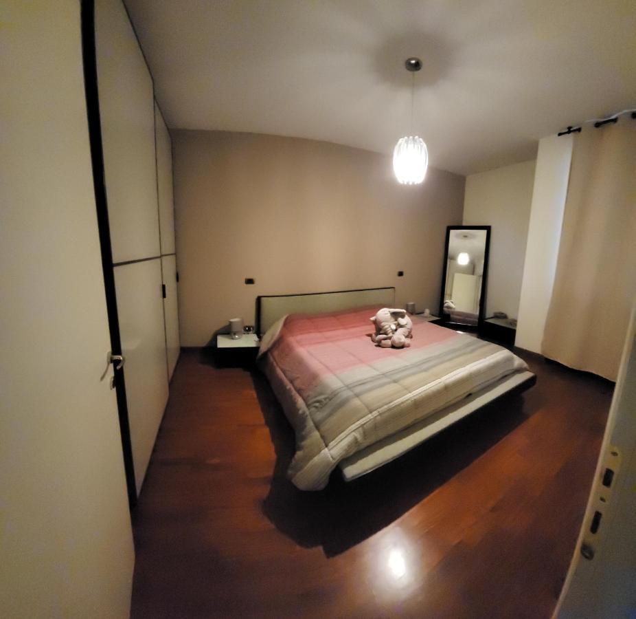 Casa Cristina Apartment ปาร์มา ภายนอก รูปภาพ